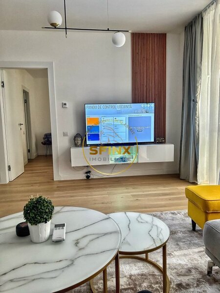 Prima inchiriere, apartament superb in campus cu gradina si piscina la inaltime