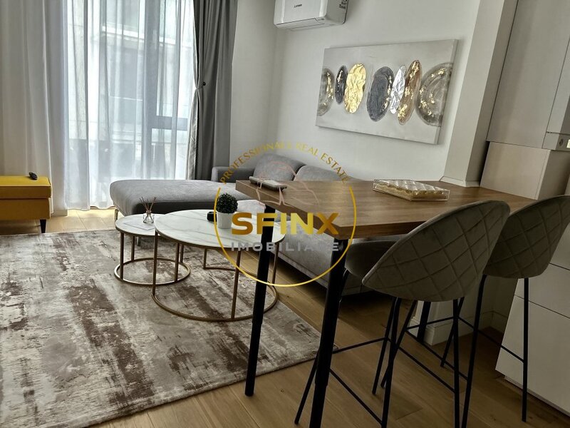 Prima inchiriere, apartament superb in campus cu gradina si piscina la inaltime