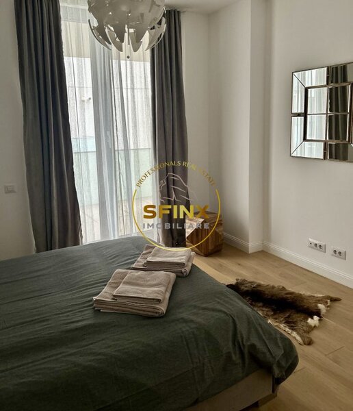 Prima inchiriere, apartament superb in campus cu gradina si piscina la inaltime