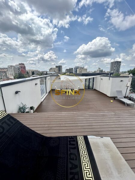 Prima inchiriere, apartament superb in campus cu gradina si piscina la inaltime